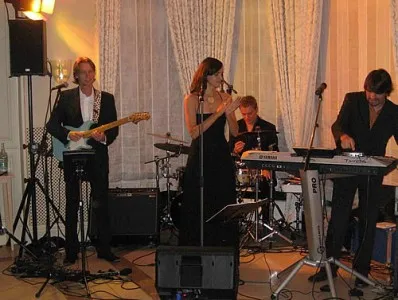 Top Band RiCHiES TWiNS - Live, Party, Gala
